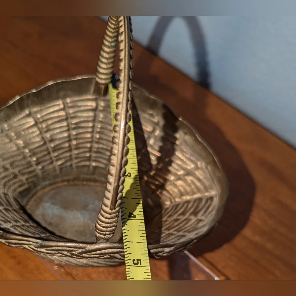 Brass Haku Massiv Messing Basket with Moveable Handle Vintage